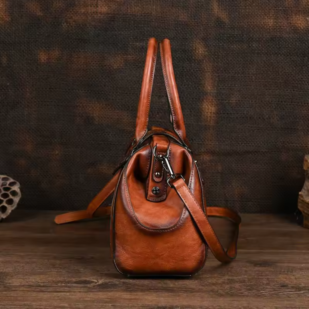 MARGARITA | BOLSO DE MANO DE PIEL CON GRABADO