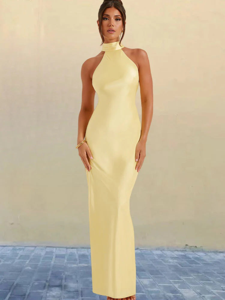 PALOMA | ELEGANTE VESTIDO LARGO DE SATEN CON ESCOTE HALTER