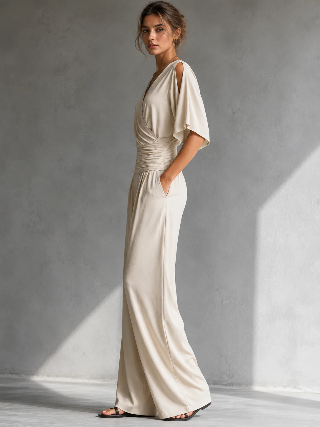 ALIA | ELEGANTE COMBINACIÓN CON EFECTO CRUZADO Y PIERNAS ANCHAS