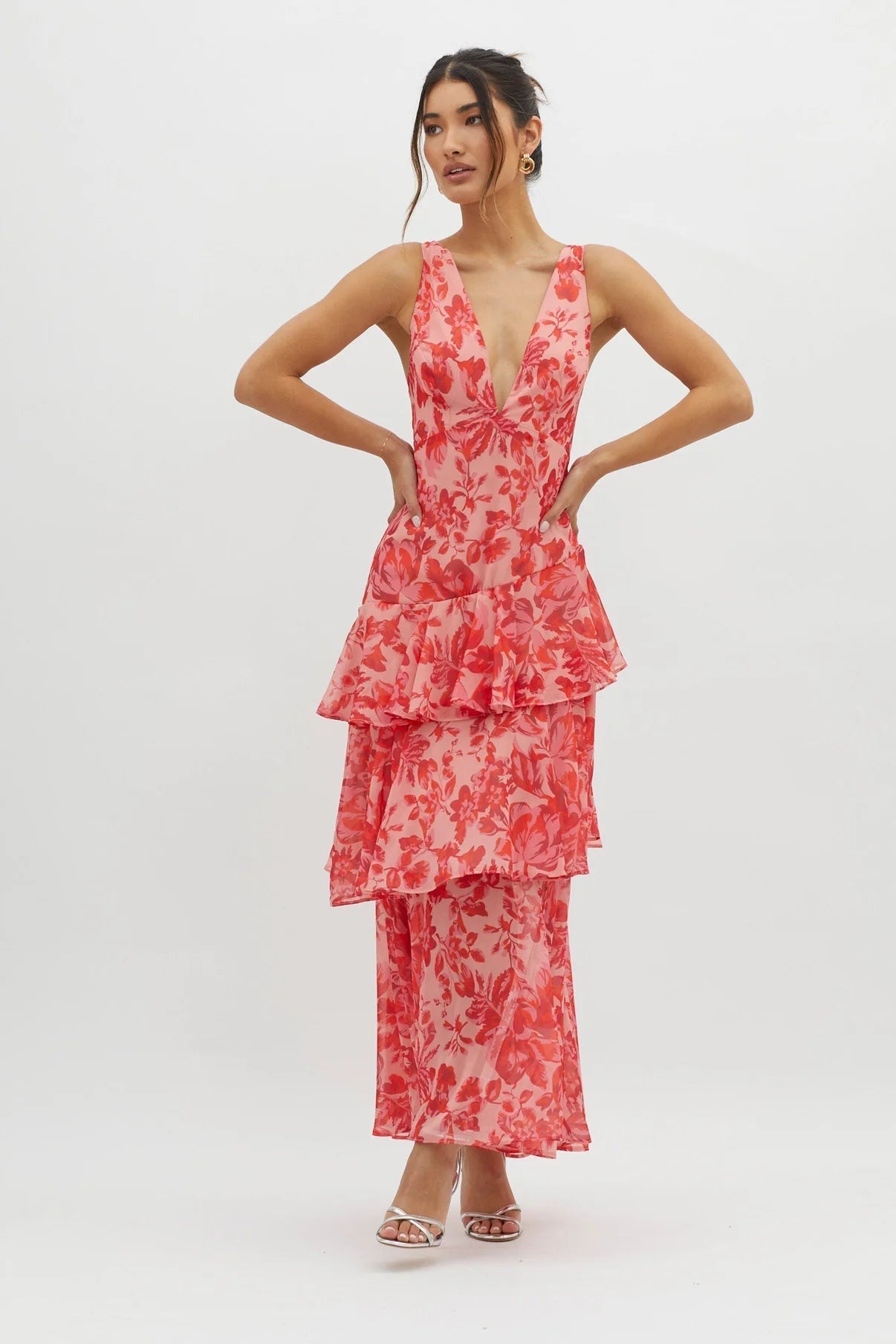 LISA | VESTIDO LARGO CON VOLANTES FLORALES
