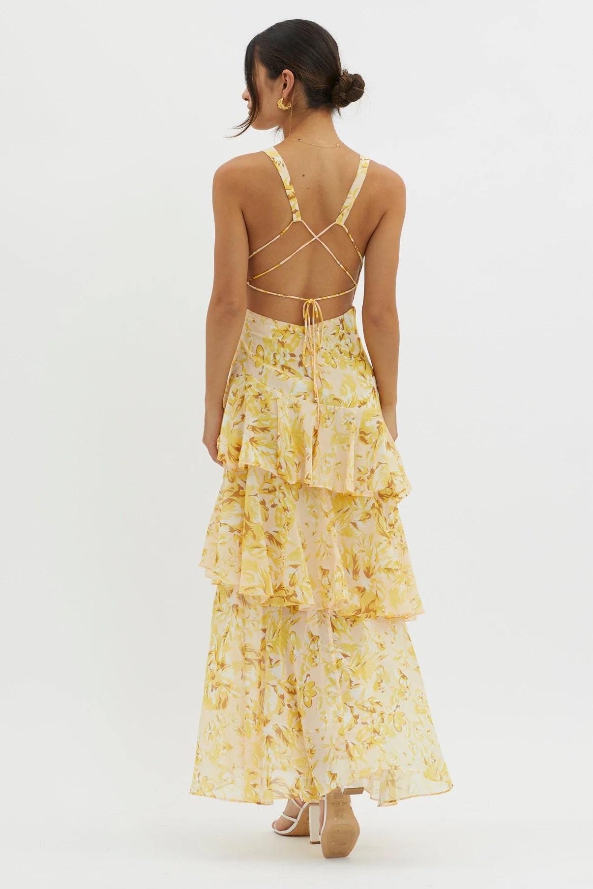 LISA | VESTIDO LARGO CON VOLANTES FLORALES