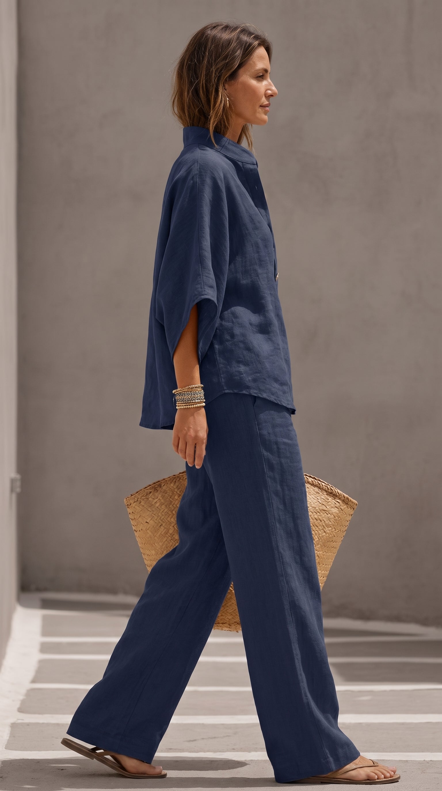 MARIBEL | TRAJE DE LINO CON MANGAS MURCIÉLAGO Y PANTALÓN DE PIERNA ANCHA