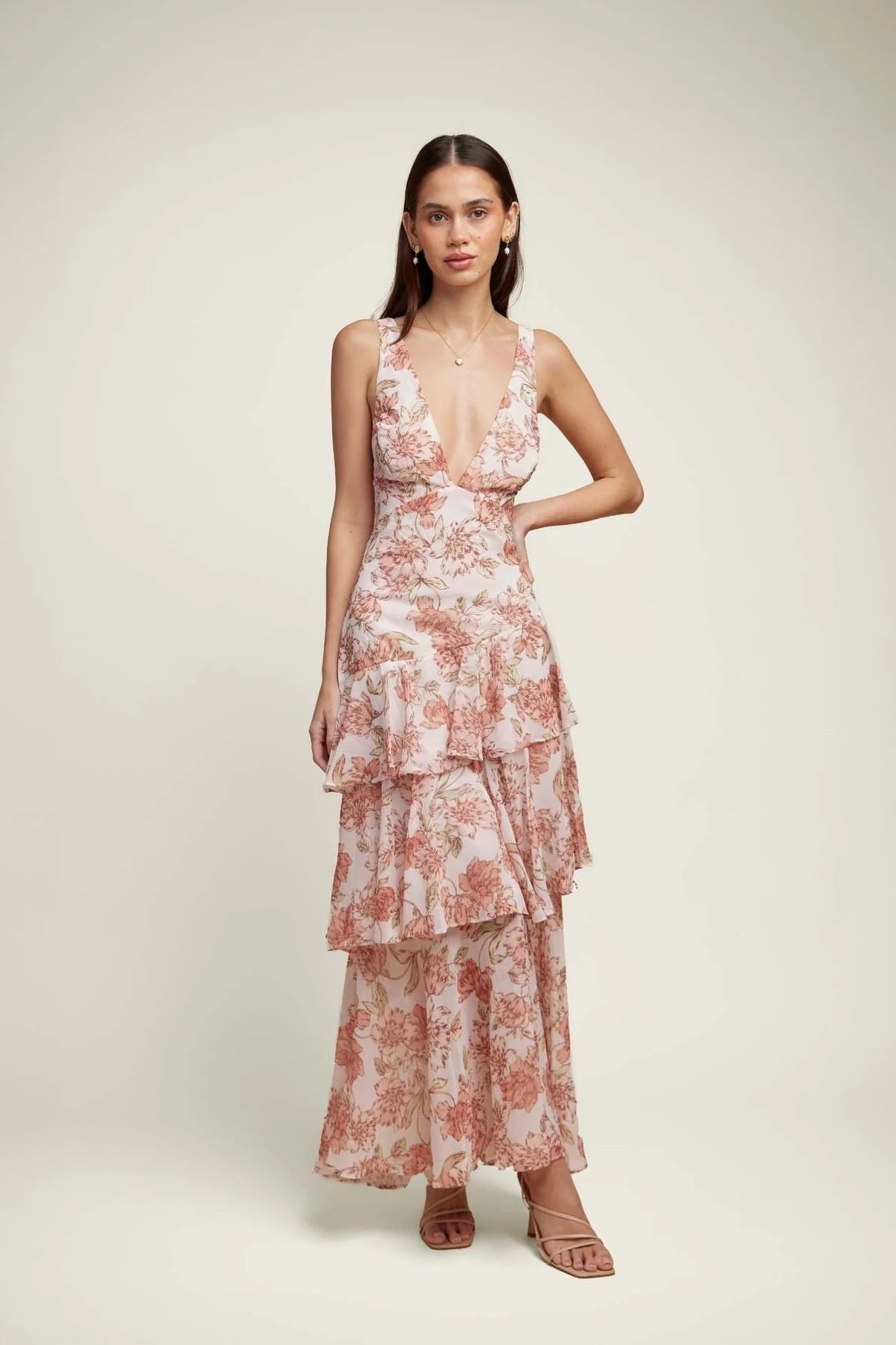 LISA | VESTIDO LARGO CON VOLANTES FLORALES
