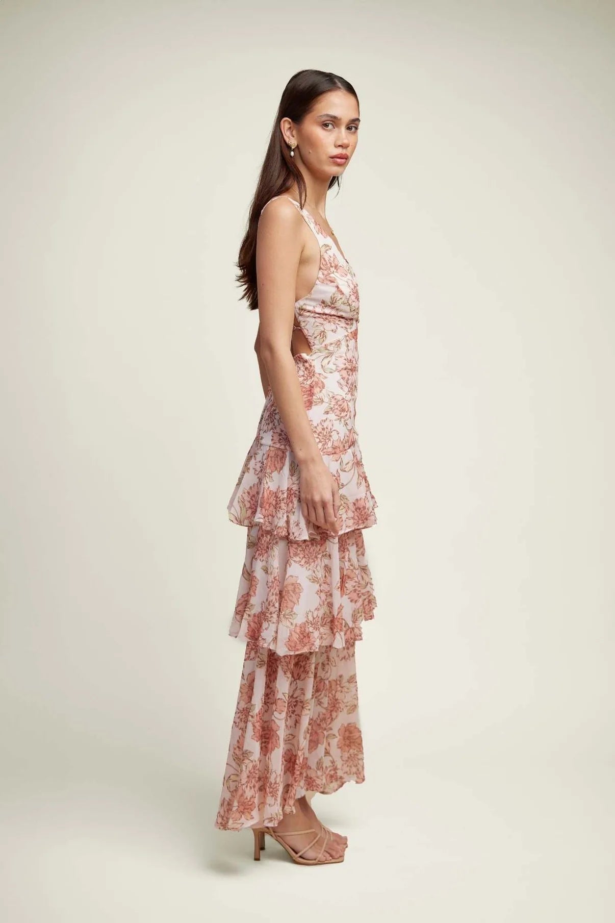 LISA | VESTIDO LARGO CON VOLANTES FLORALES