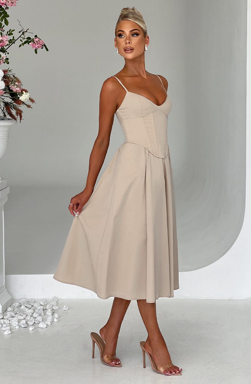 MACARENA | ELEGANTE VESTIDO MIDI ESTILO CORSÉ