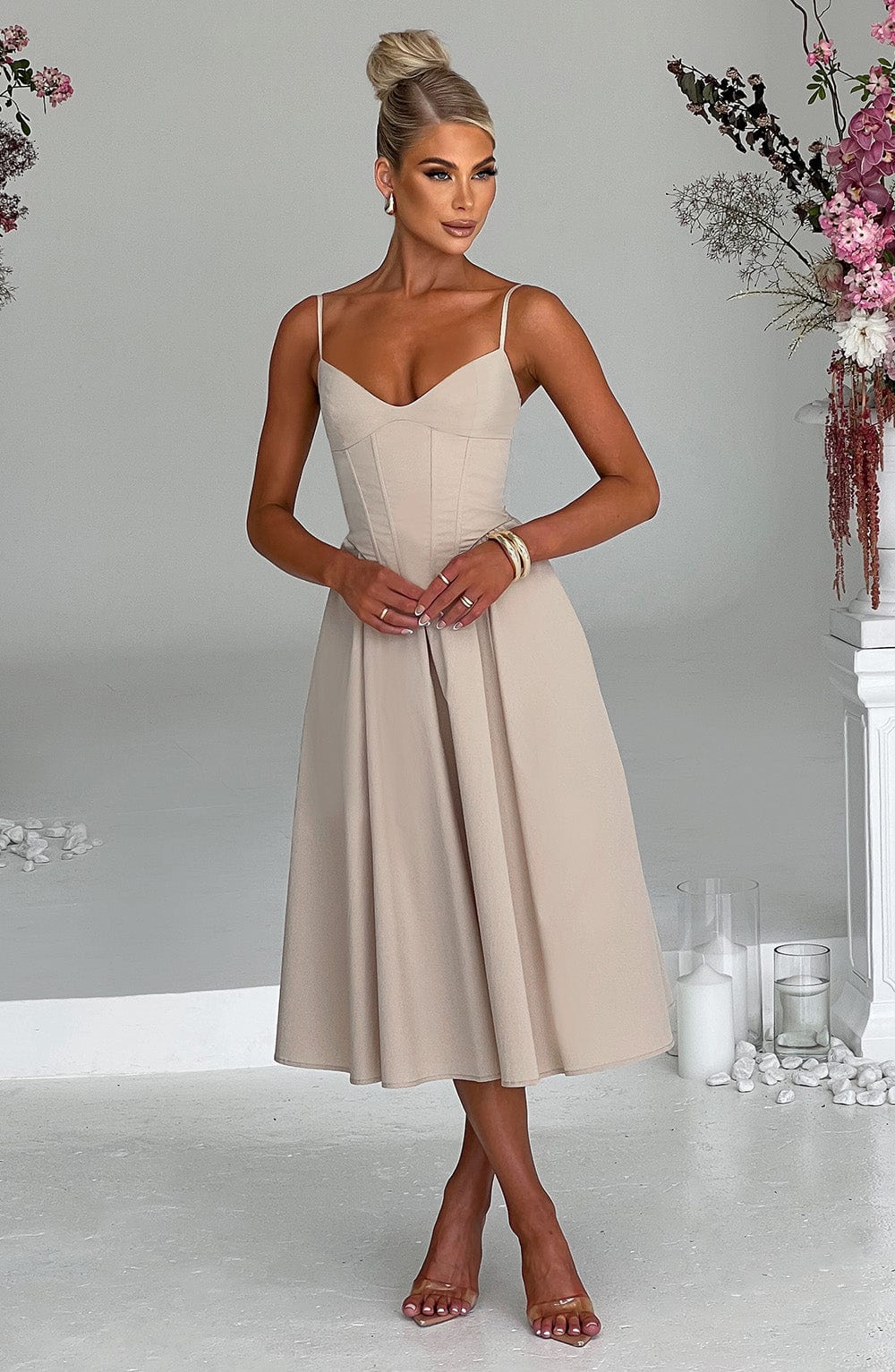 MACARENA | ELEGANTE VESTIDO MIDI ESTILO CORSÉ