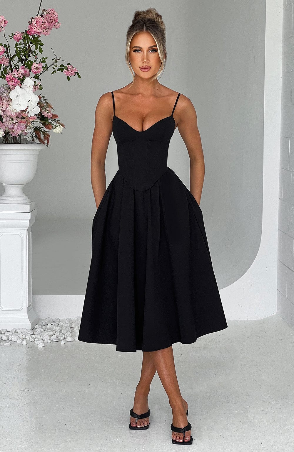 MACARENA | ELEGANTE VESTIDO MIDI ESTILO CORSÉ