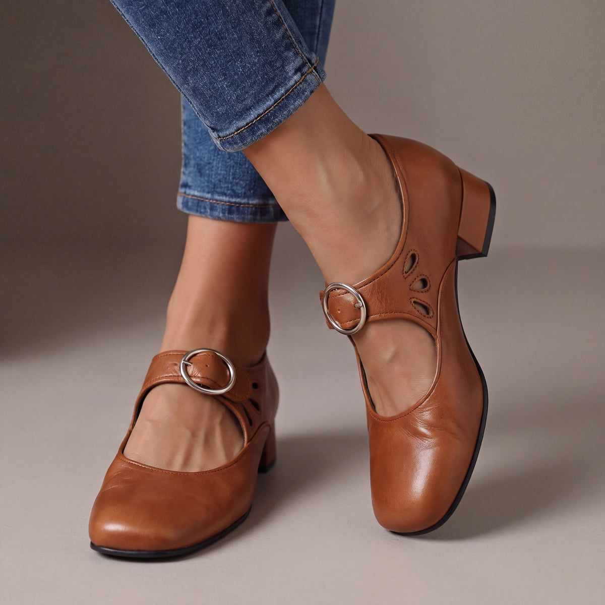 JOSEFINA | SCARPE CON TACCO E CINTURINO